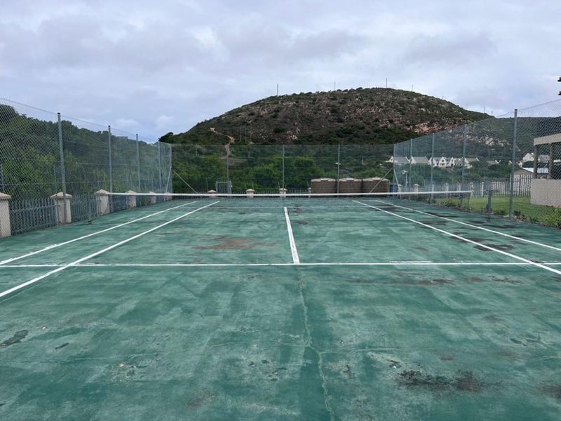 Townhouse For Sale in Island View - Photo 4