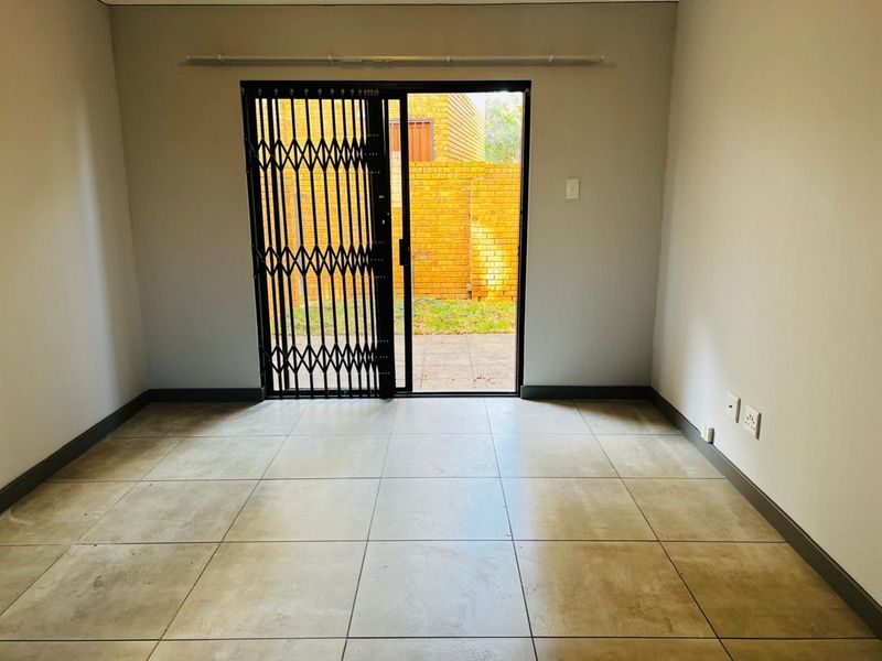 Apartment For Sale in Blue Hills AH - Photo 6