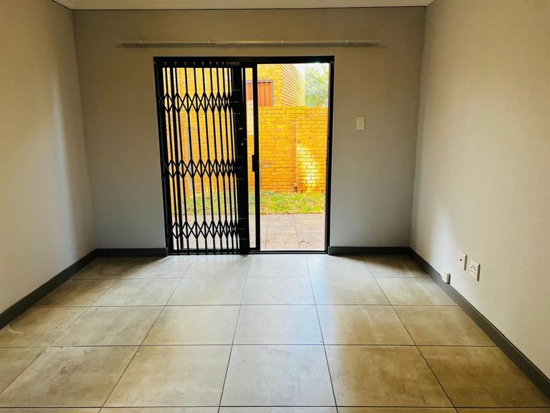 Apartment For Sale in Blue Hills AH - Photo 7