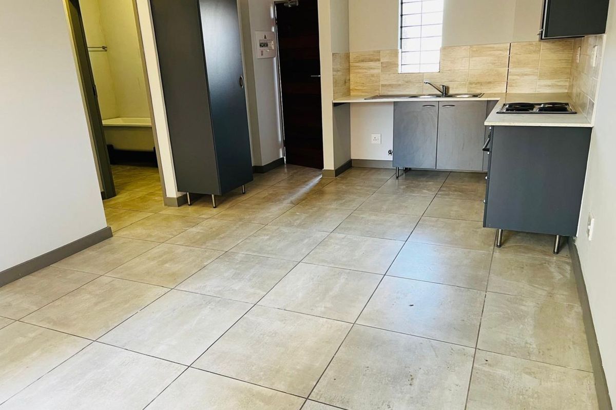 Apartment For Sale in Blue Hills AH - Photo 2