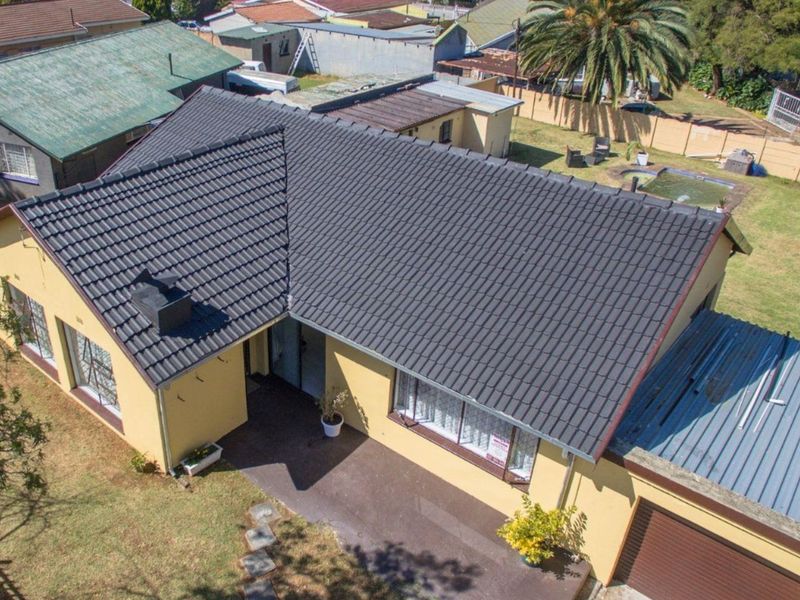 House For Sale in Reefhaven - Photo 2