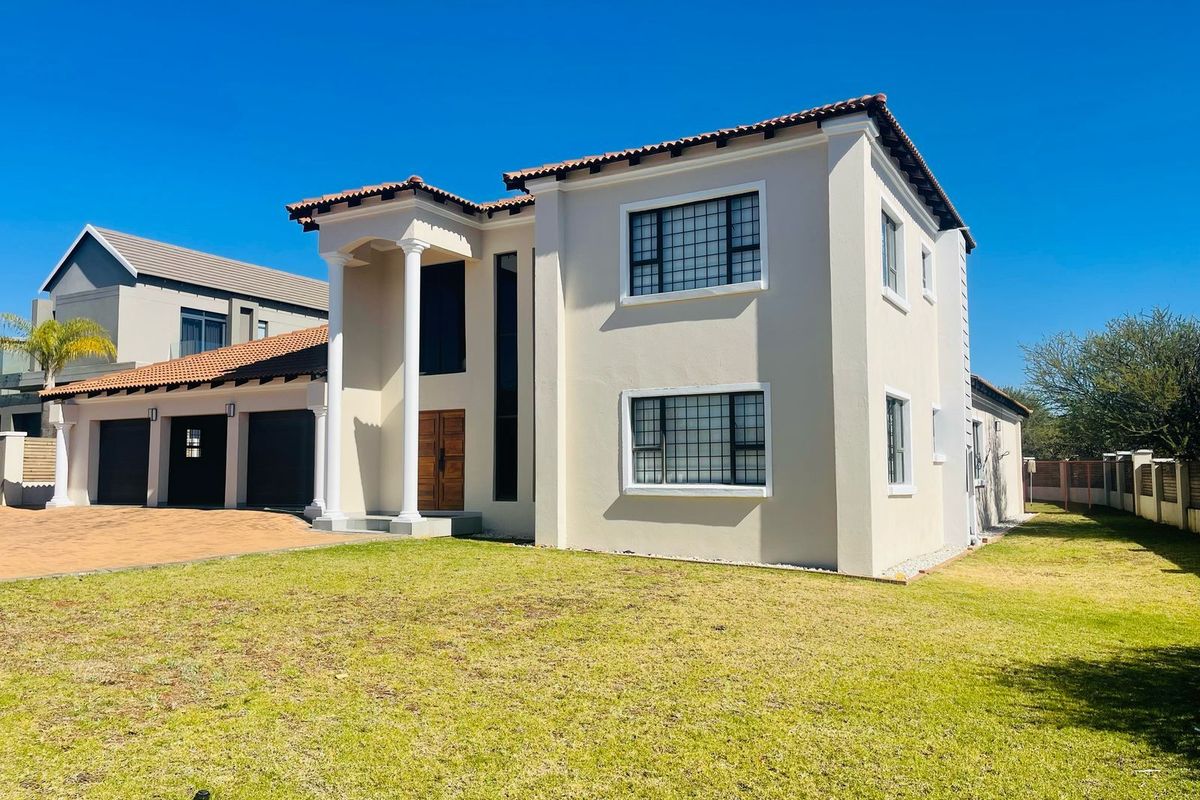 House For Sale in Celtic Lodge Eco Estate - Photo 2