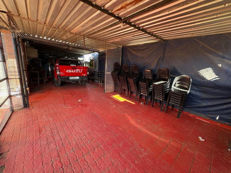 House For Sale in Roodepan - Photo 9