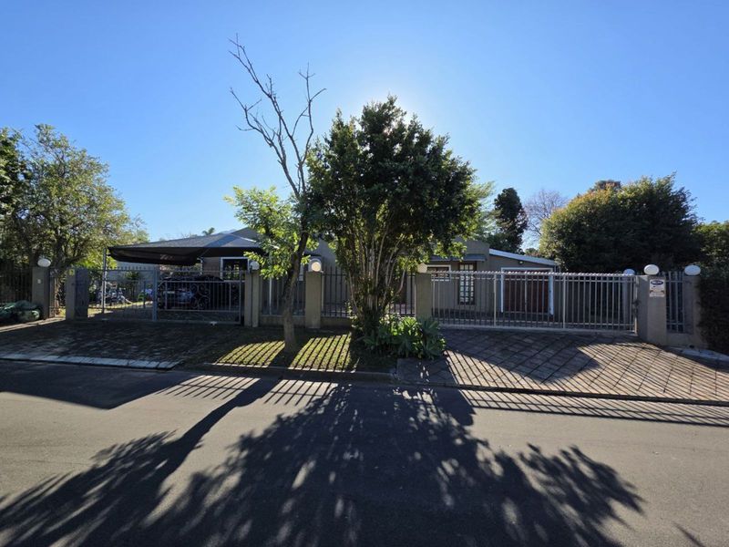 House For Sale in George South - Photo 3