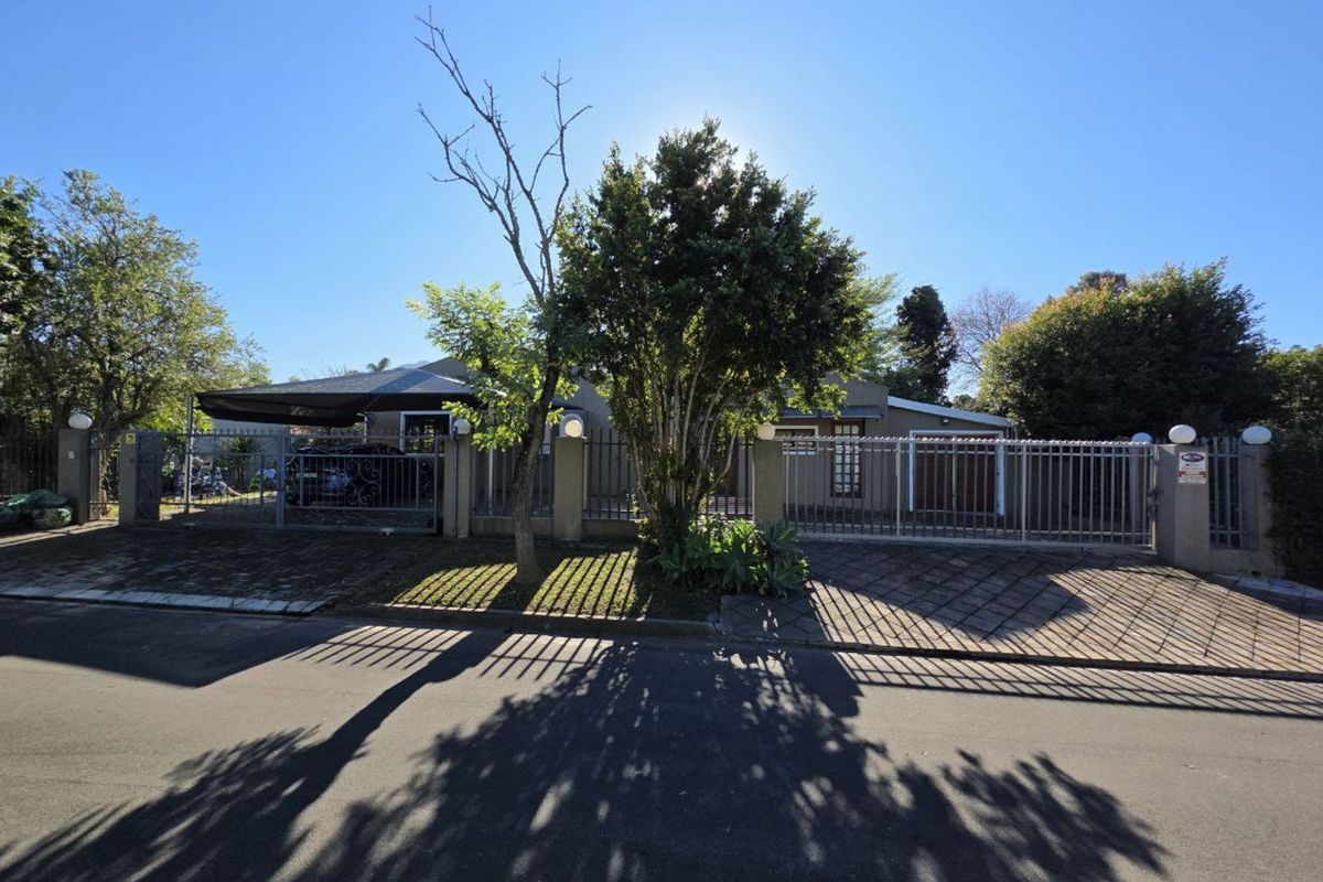 House For Sale in George South - Photo 3