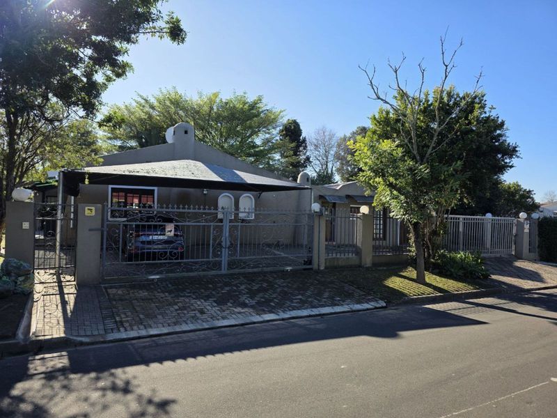 House For Sale in George South - Photo 4