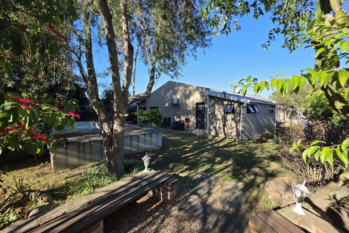 House For Sale in George South - Photo 2