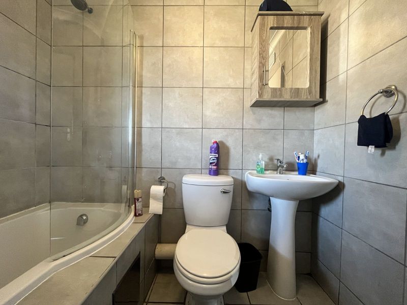 Apartment For Sale in Heuweloord - Photo 9