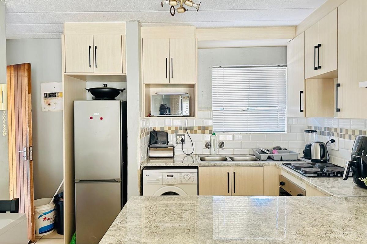 Apartment For Sale in Kempton Park Central - Photo 3