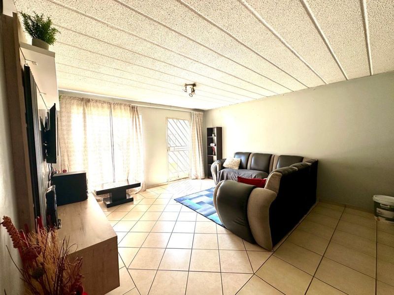 Apartment For Sale in Kempton Park Central - Photo 4