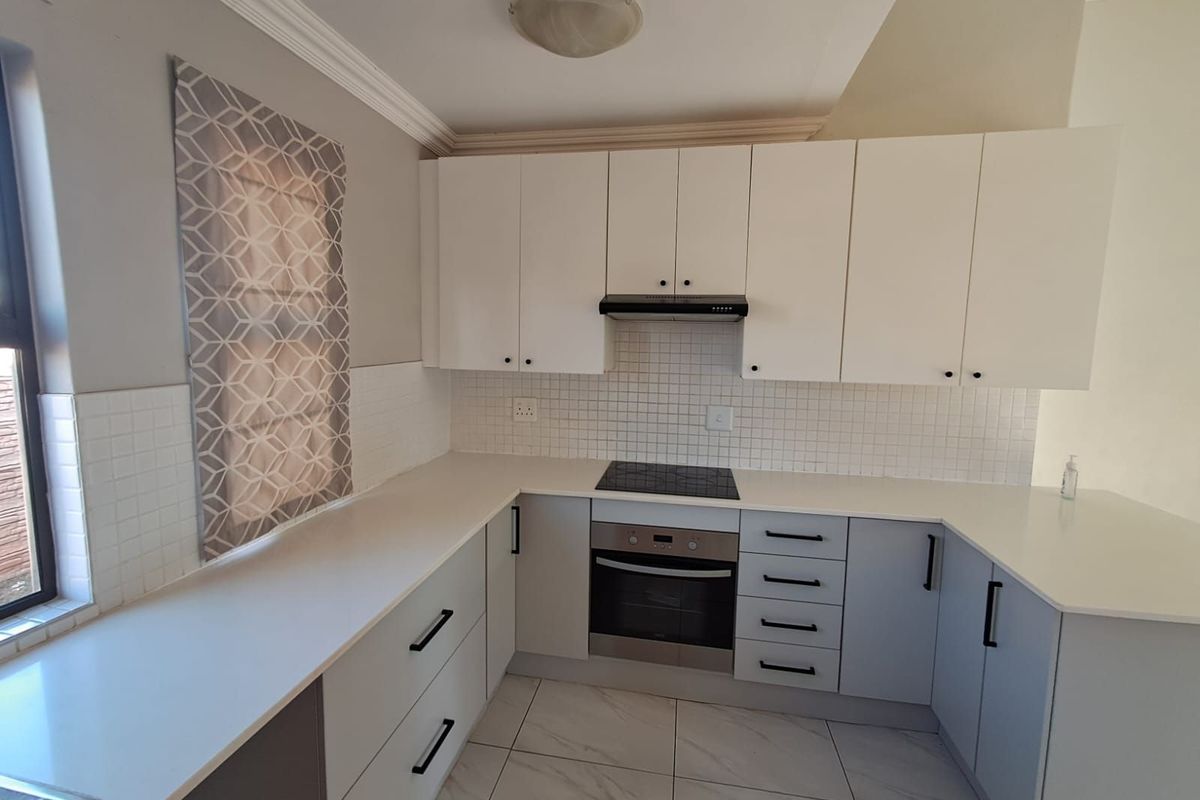 House For Sale in Montana - Photo 5