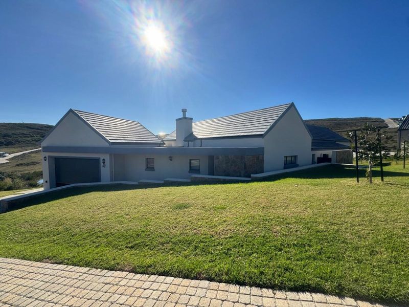 House For Sale in Outeniquasbosch - Photo 1