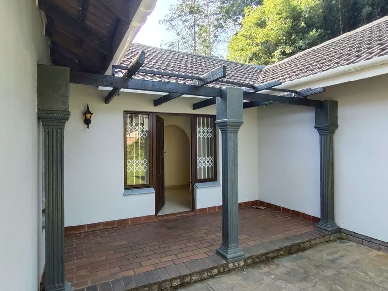 House For Sale in Kloof Central - Photo 4