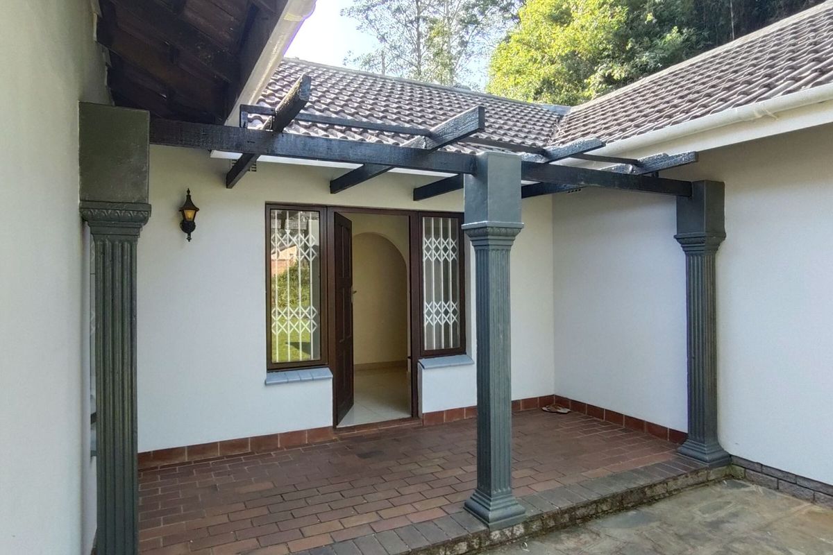 House For Sale in Kloof Central - Photo 4