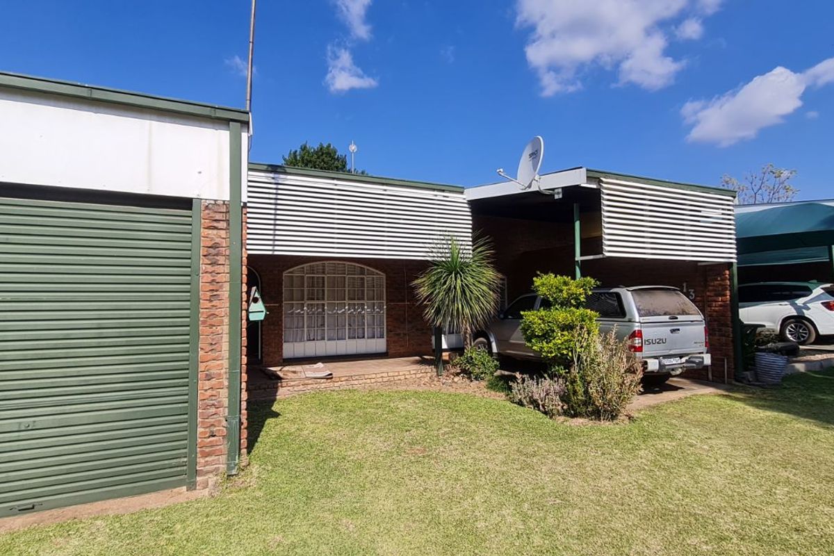 House For Sale in Modimolle Central - Photo 4