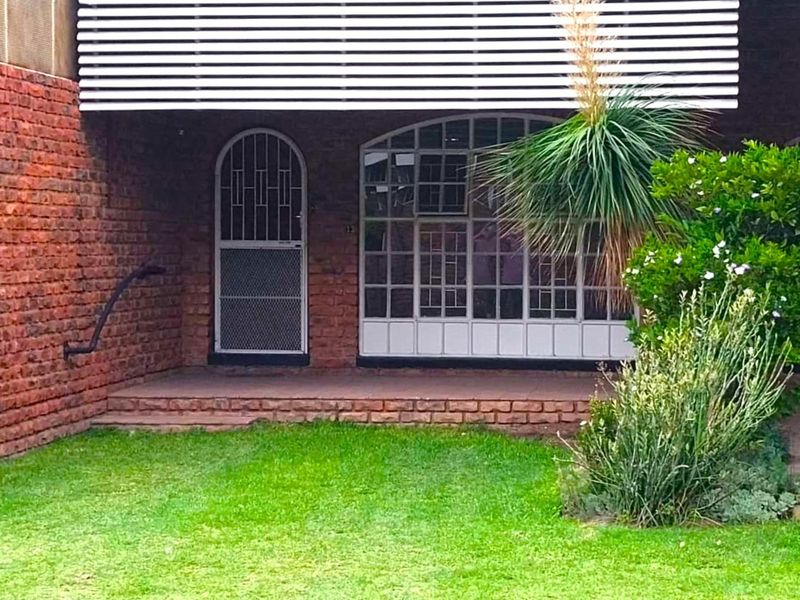 House For Sale in Modimolle Central - Photo 2