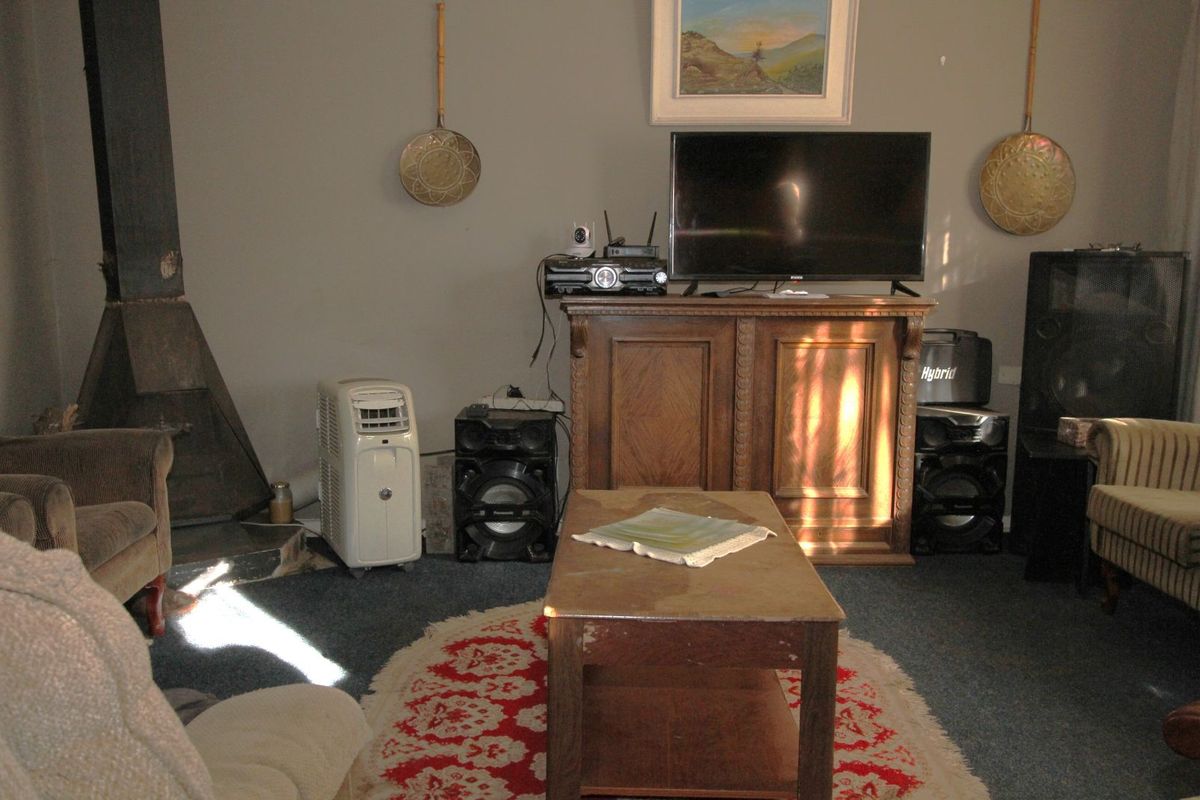 House For Sale in Ermelo Central - Photo 4