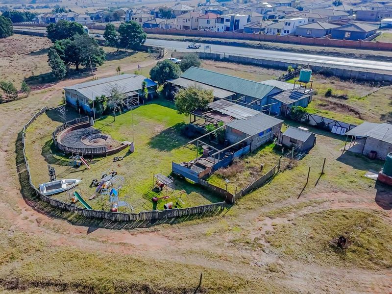 Farm For Sale in Tarlton - Photo 4