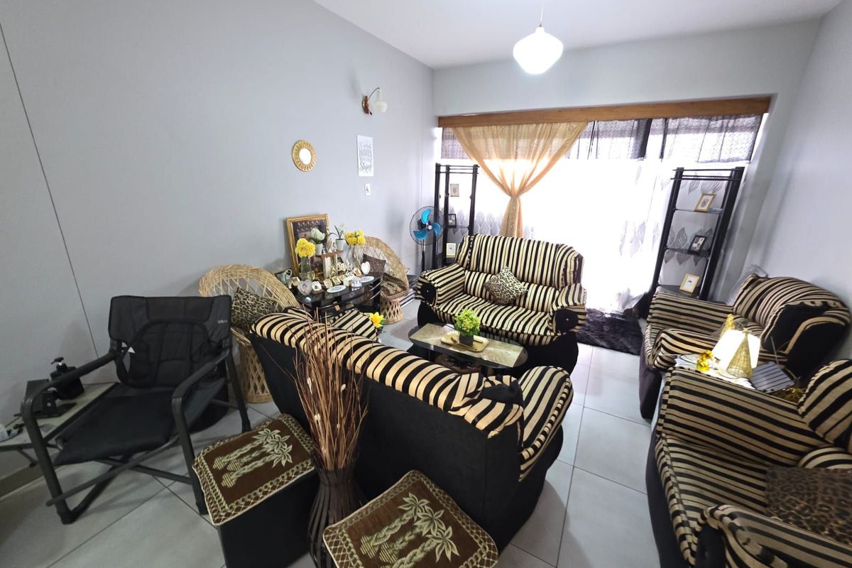 Apartment For Sale in Kimberley Central - Photo 3