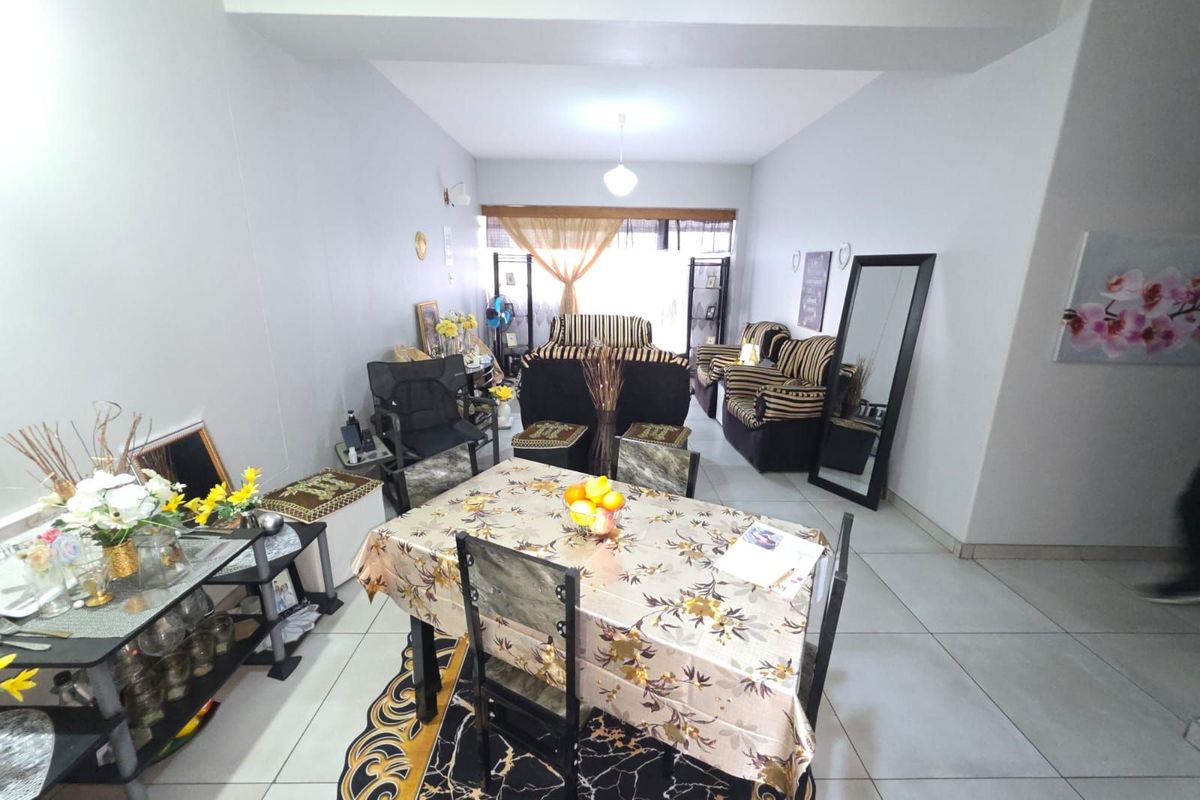 Apartment For Sale in Kimberley Central - Photo 5