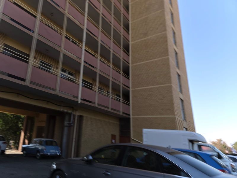 Apartment For Sale in Kimberley Central - Photo 2