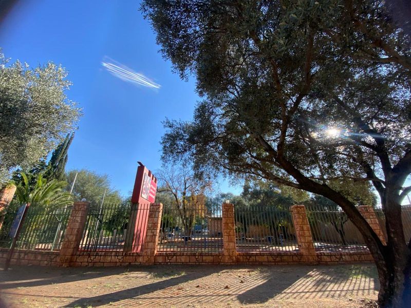 Retail For Sale in Kimberley Central - Photo 10