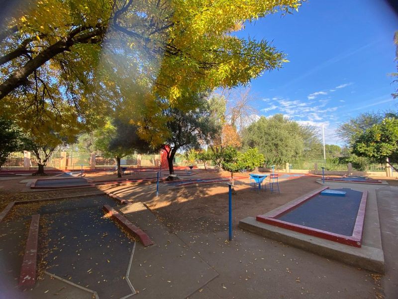 Retail For Sale in Kimberley Central - Photo 4