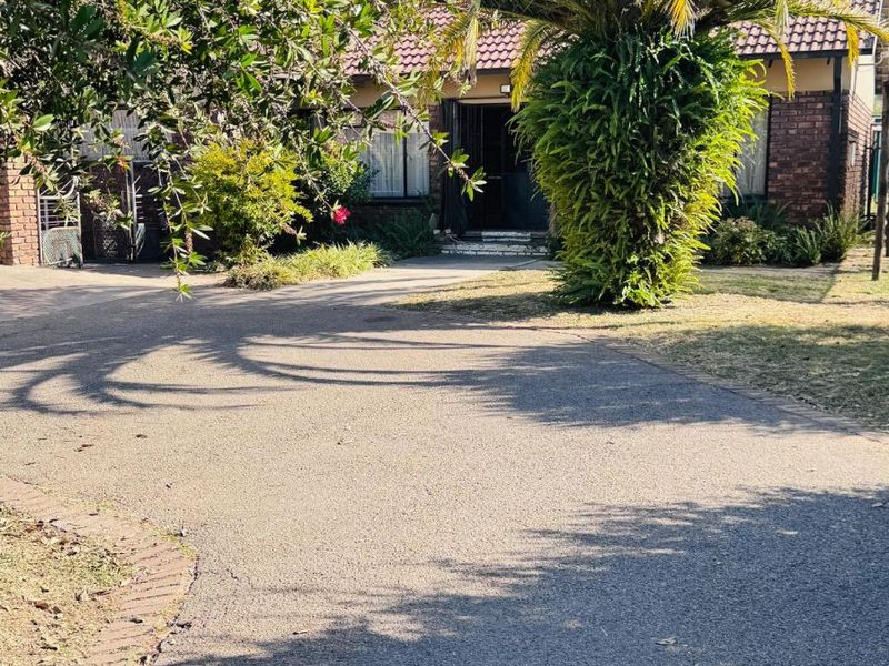 House For Sale in Tasbet Park - Photo 2