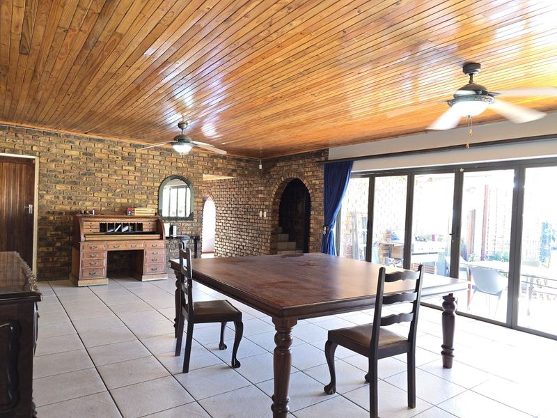 House For Sale in Florauna - Photo 6