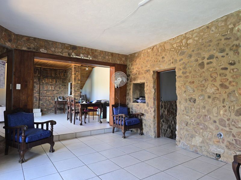 House For Sale in Florauna - Photo 5