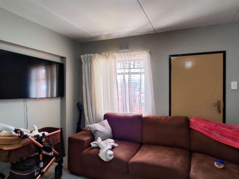 Apartment For Sale in Sky City - Photo 4