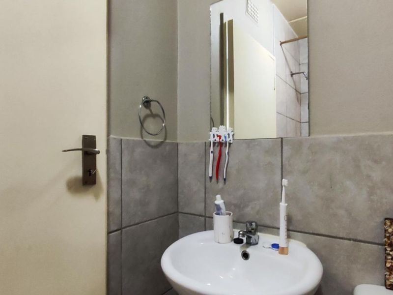 Apartment For Sale in Sky City - Photo 10