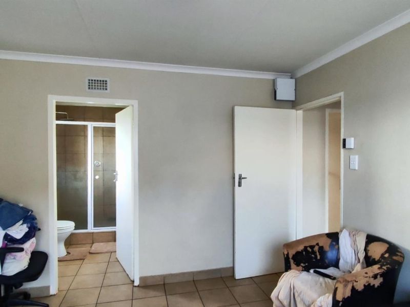 House For Sale in Sky City - Photo 6