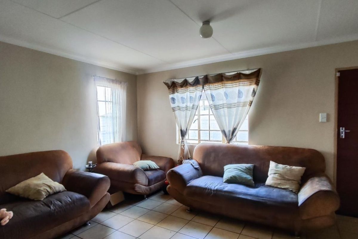 House For Sale in Sky City - Photo 3