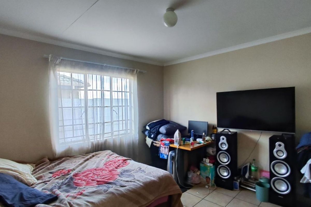 House For Sale in Sky City - Photo 5