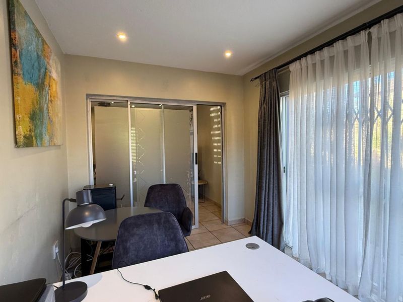 House For Sale in Amberfield Manor - Photo 10