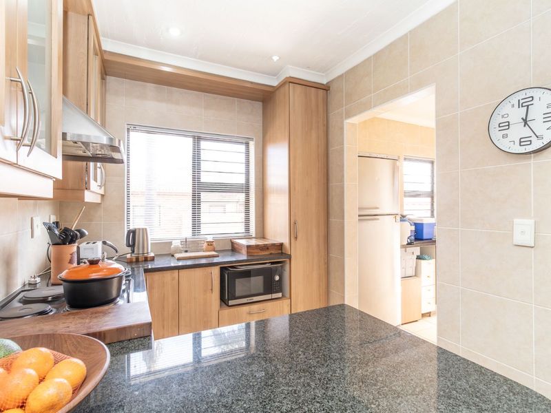 House For Sale in Honeydew Manor - Photo 10