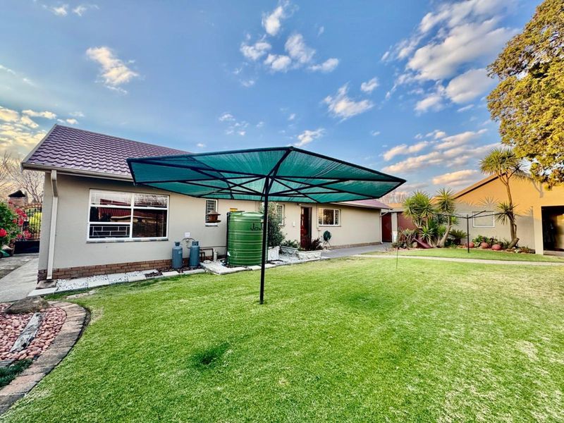 House For Sale in Secunda Central - Photo 6