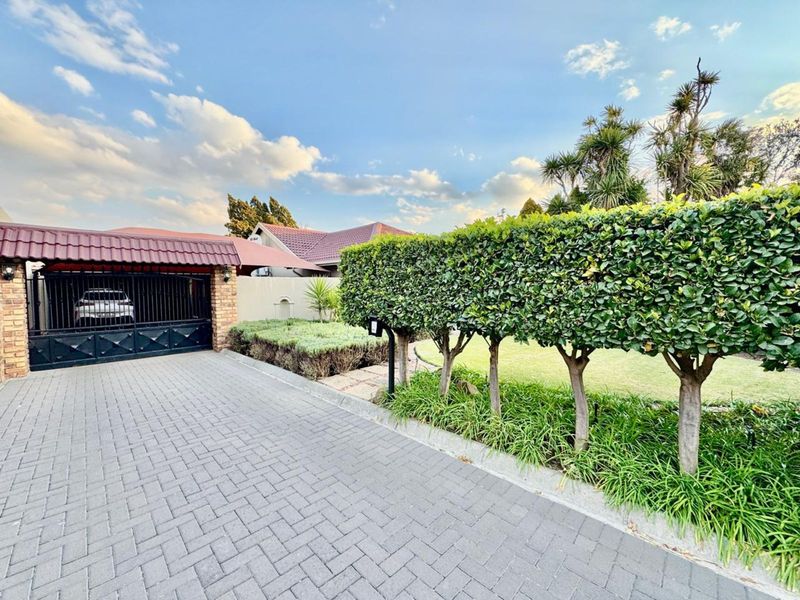 House For Sale in Secunda Central - Photo 5