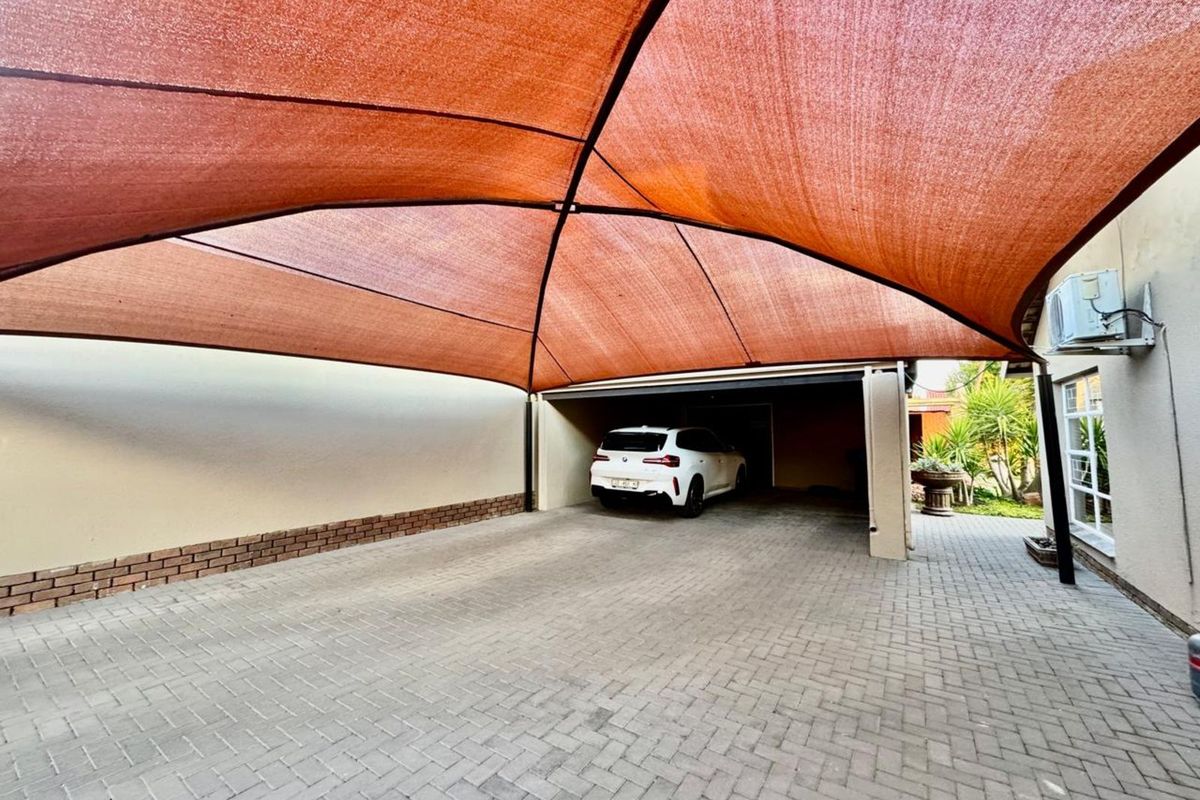 House For Sale in Secunda Central - Photo 3