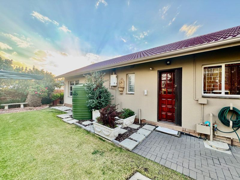 House For Sale in Secunda Central - Photo 7