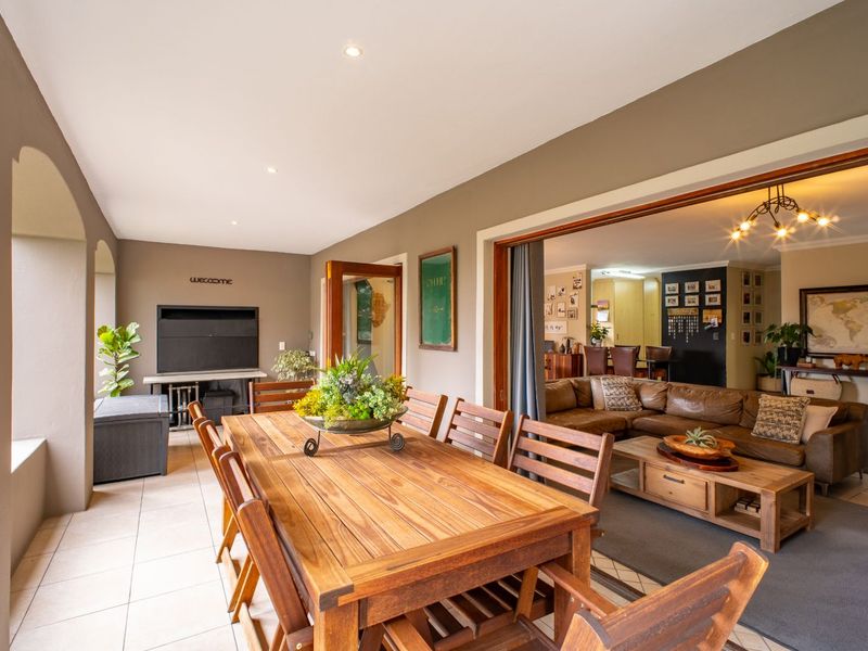 House For Sale in Broadacres - Photo 6