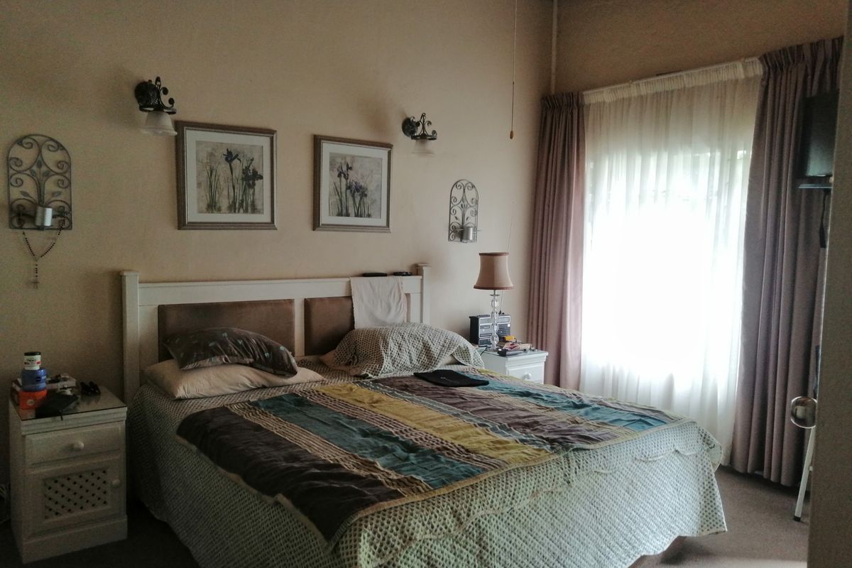 House For Sale in Lourenspark - Photo 4