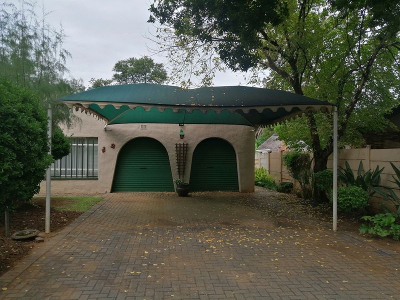 House For Sale in Lourenspark - Photo 2