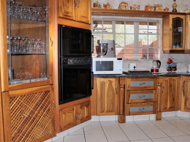 House For Sale in Tedderfield AH - Photo 9