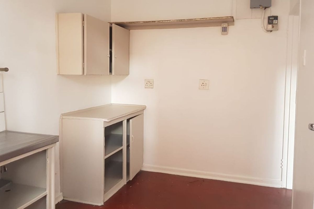 Apartment For Sale in Jeppestown - Photo 3