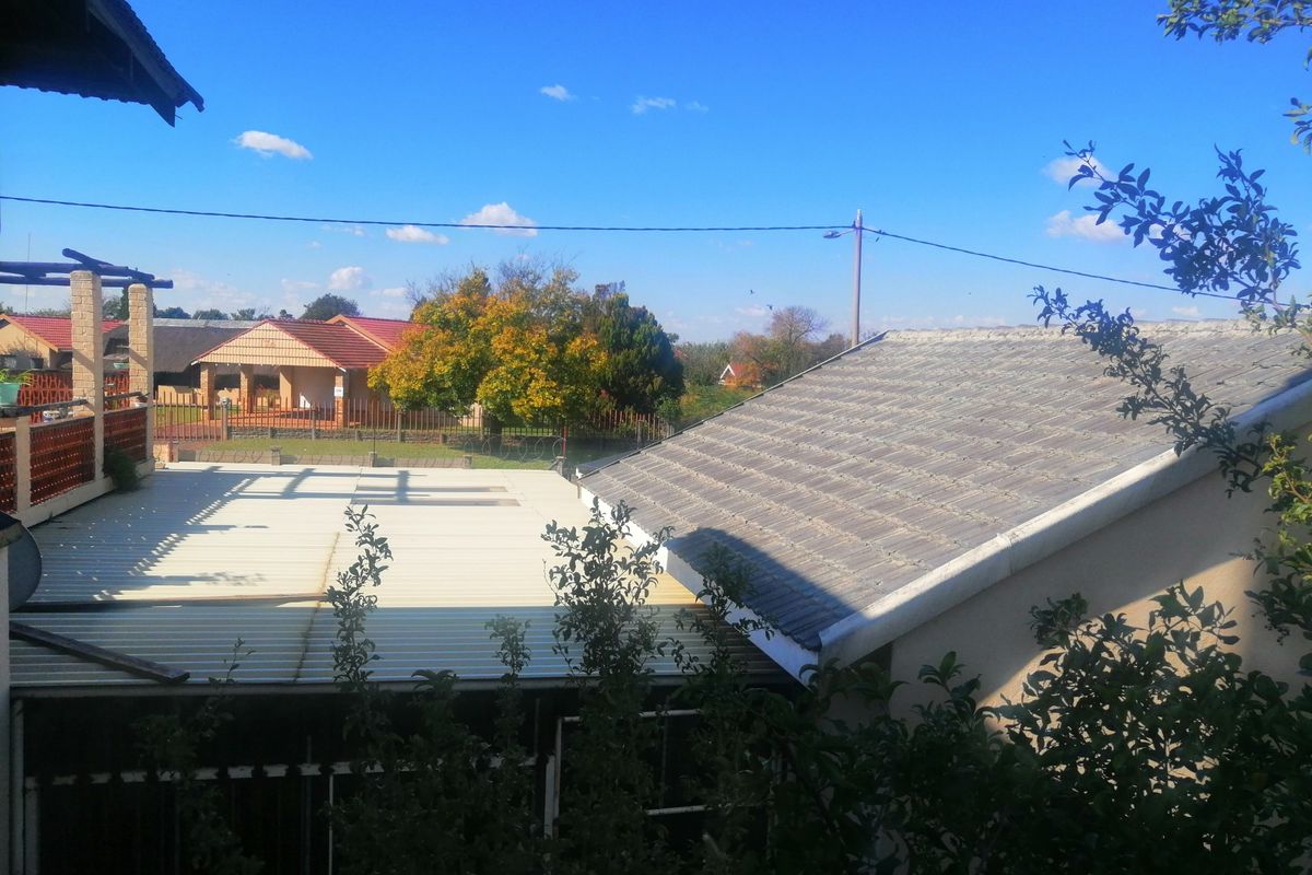 House For Sale in Orkney Central - Photo 3