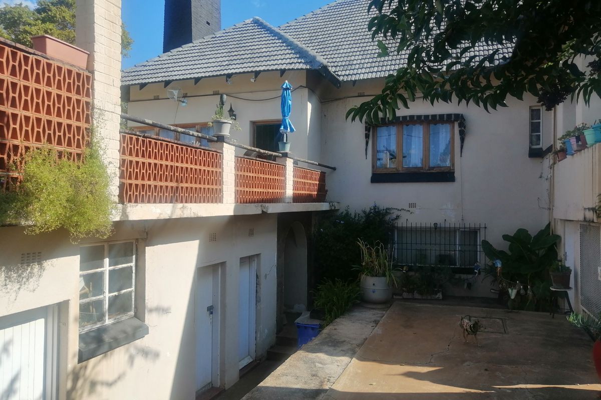 House For Sale in Orkney Central - Photo 2