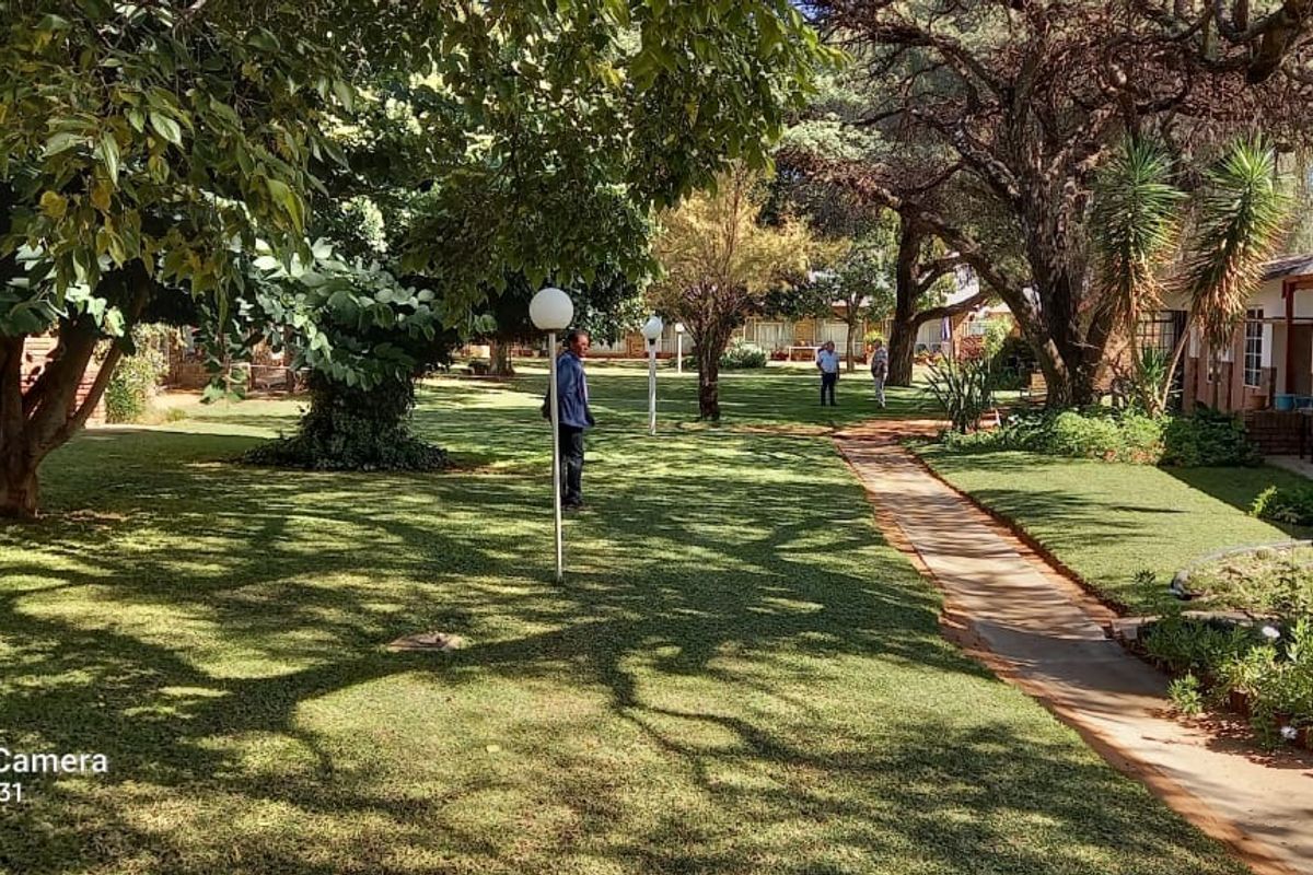 Apartment For Sale in Jan Kempdorp Central - Photo 4
