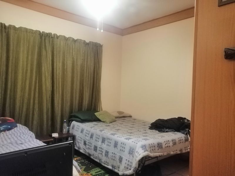 Townhouse For Sale in Wilkoppies - Photo 8